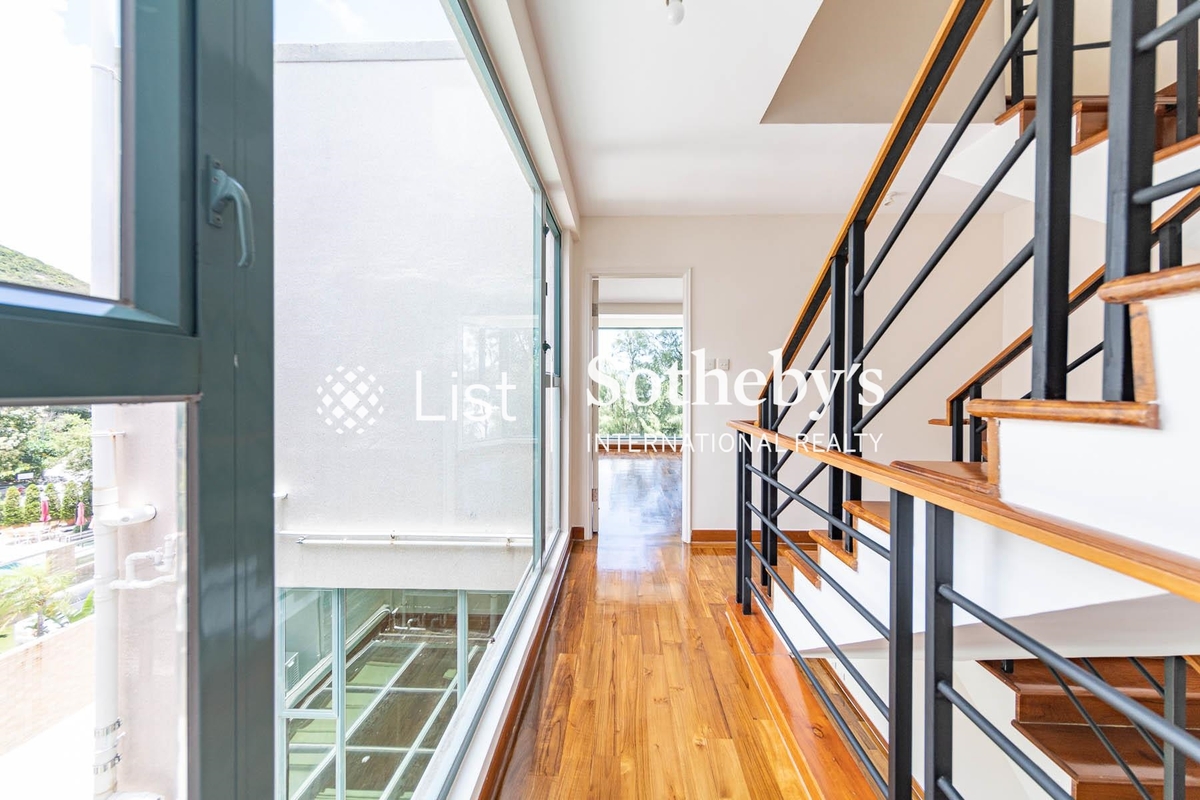 Horizon Crest 皓海居 | Internal Staircase