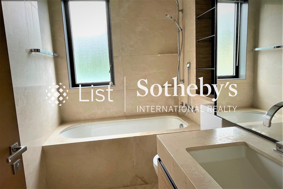 Belgravia Belgravia | Second En-suite Bathroom