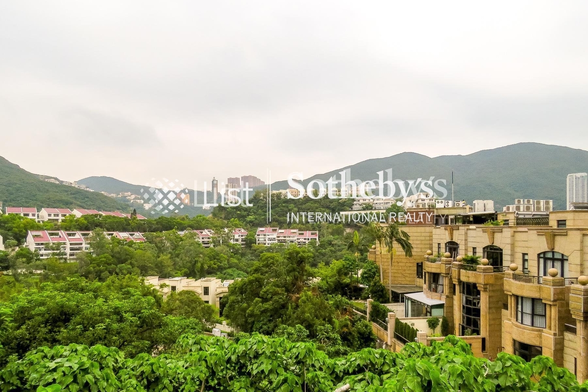 Jade Crest 翠峰園 | View