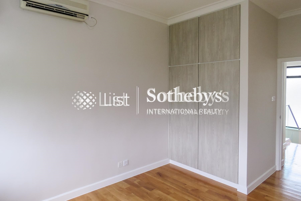 Jade Crest 翠峰園 | Second Bedroom