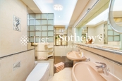 Jade Crest 翠峰園 | Master Bathroom