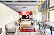 Jade Crest 翠峰園 | Living Room