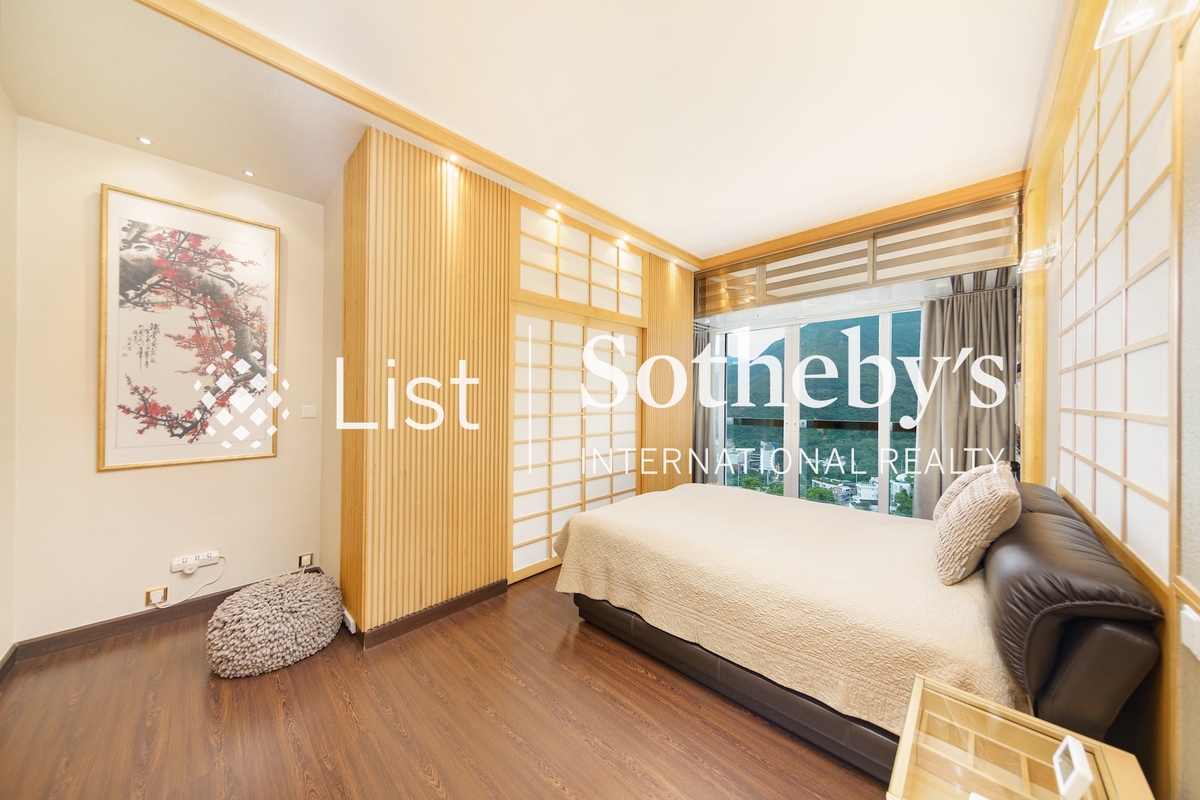Jade Crest 翠峰園 | Master Bedroom