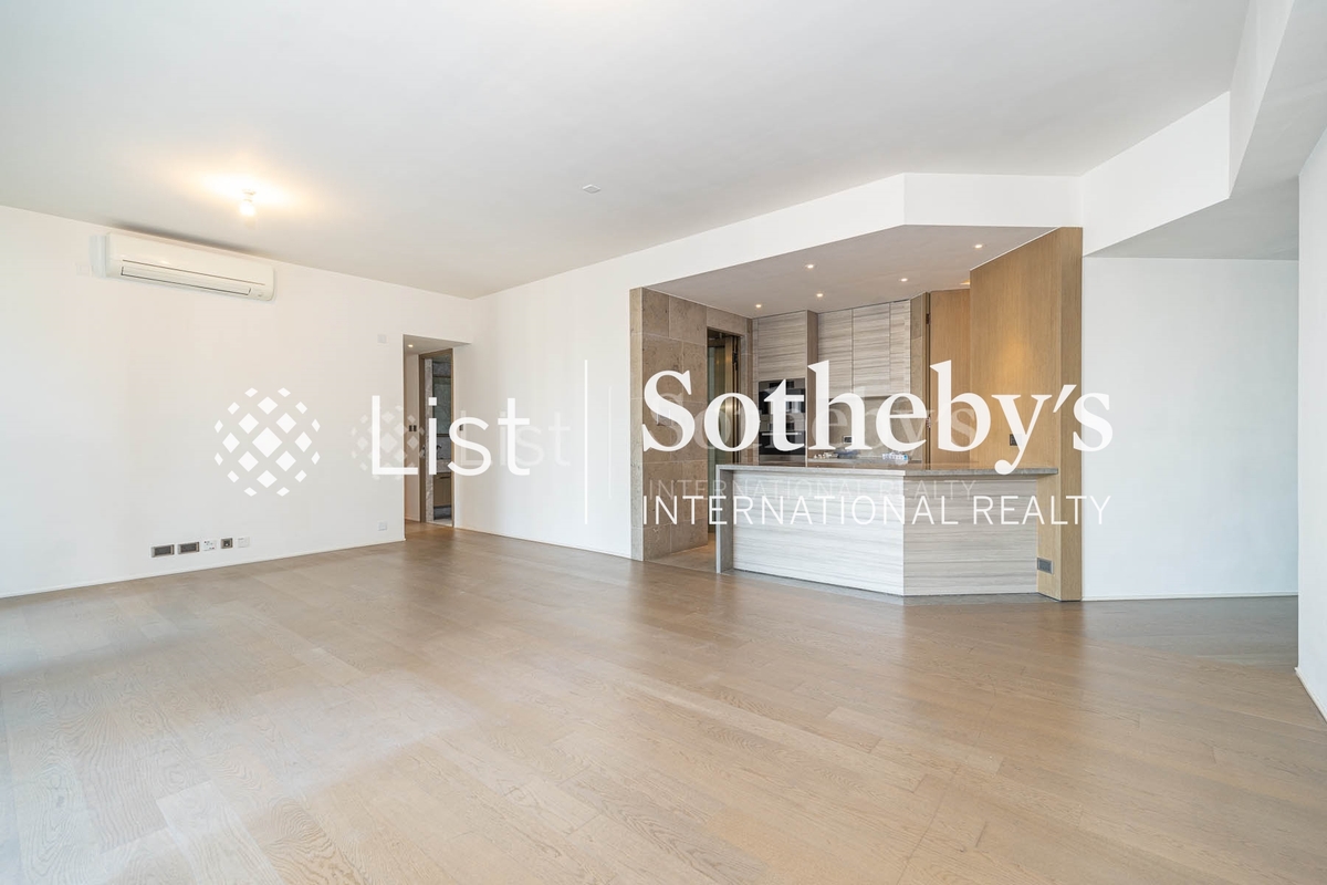 Azura 蔚然 | Living and Dining Room