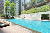 Azura 蔚然 | Swimming Pool in Club House