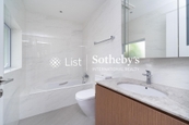 No. 8 Clovelly Path 高化利徑8號 | Master Bathroom