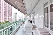 No. 8 Clovelly Path 高化利徑8號 | Private Terrace off Living Room