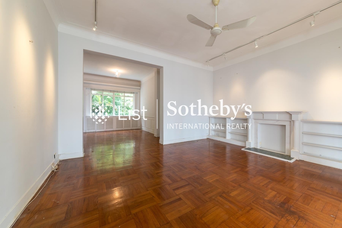 No. 8 Clovelly Path 高化利径8号 | Living Room