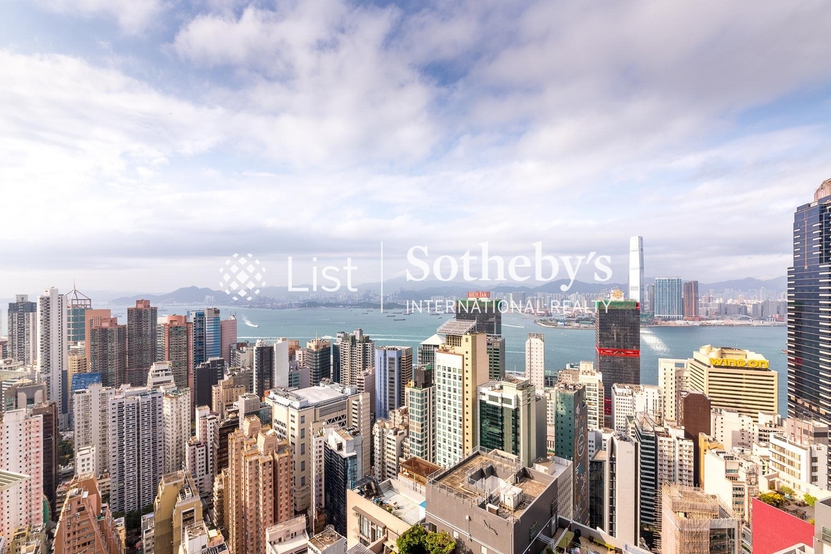 Centre Stage 聚贤居 | View