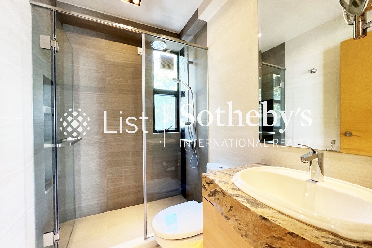 Cape Mansions 翠海別墅 | Guest Bathroom