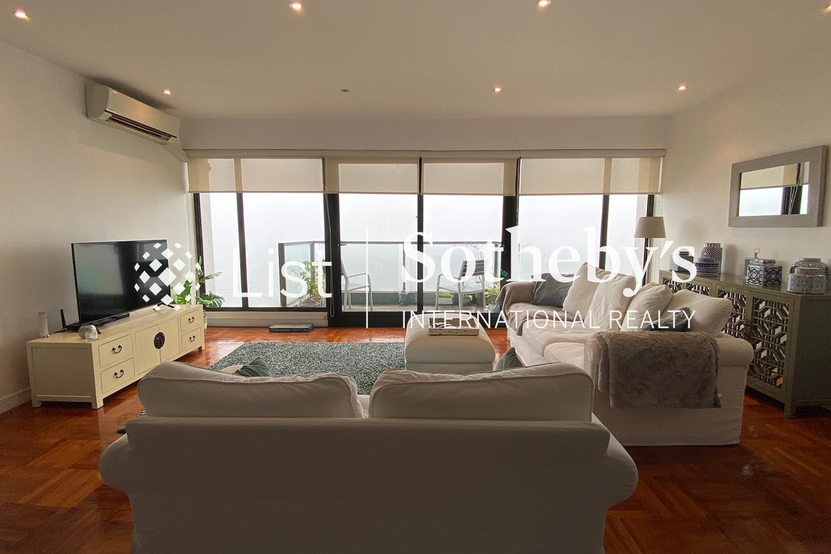 Cape Mansions 翠海別墅 | Living Room
