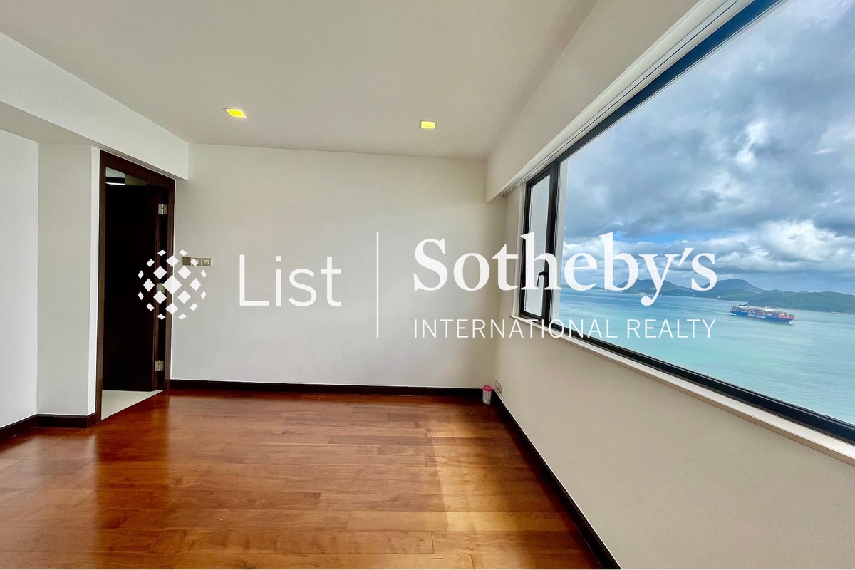 Cape Mansions 翠海別墅 | Master Bedroom