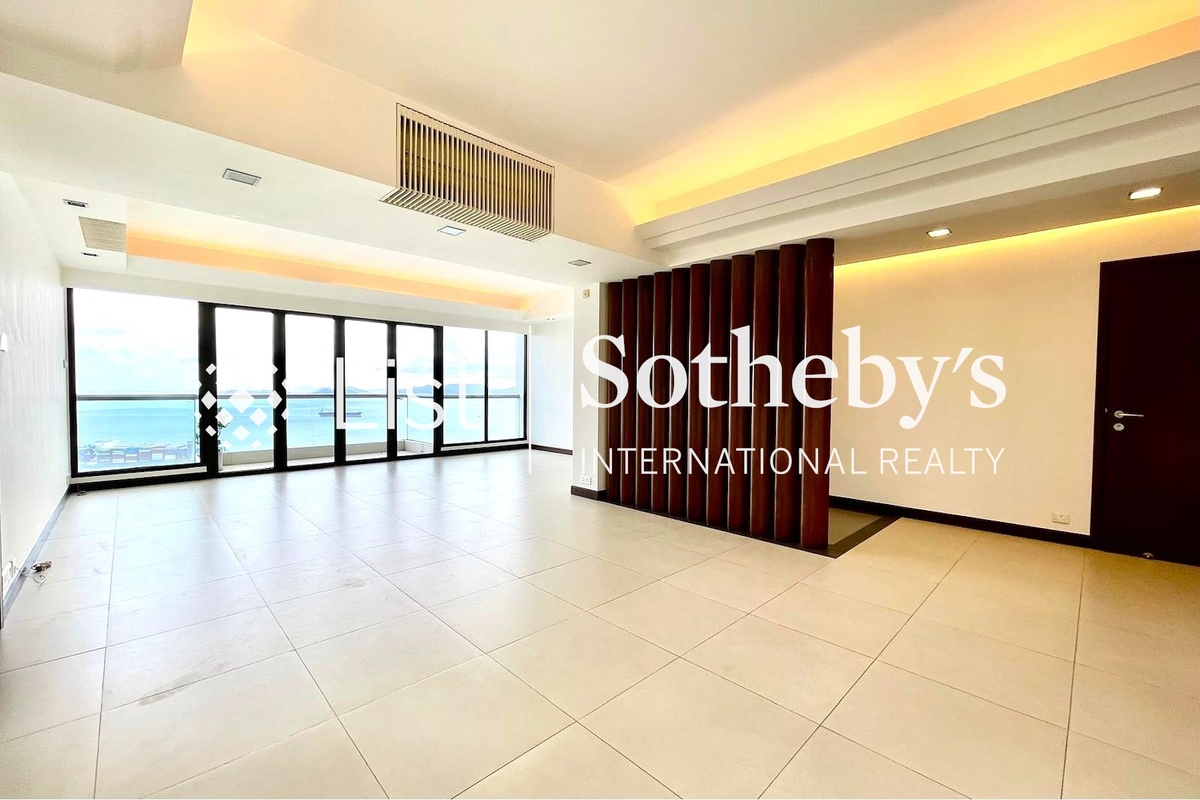 Cape Mansions 翠海別墅 | Living Room