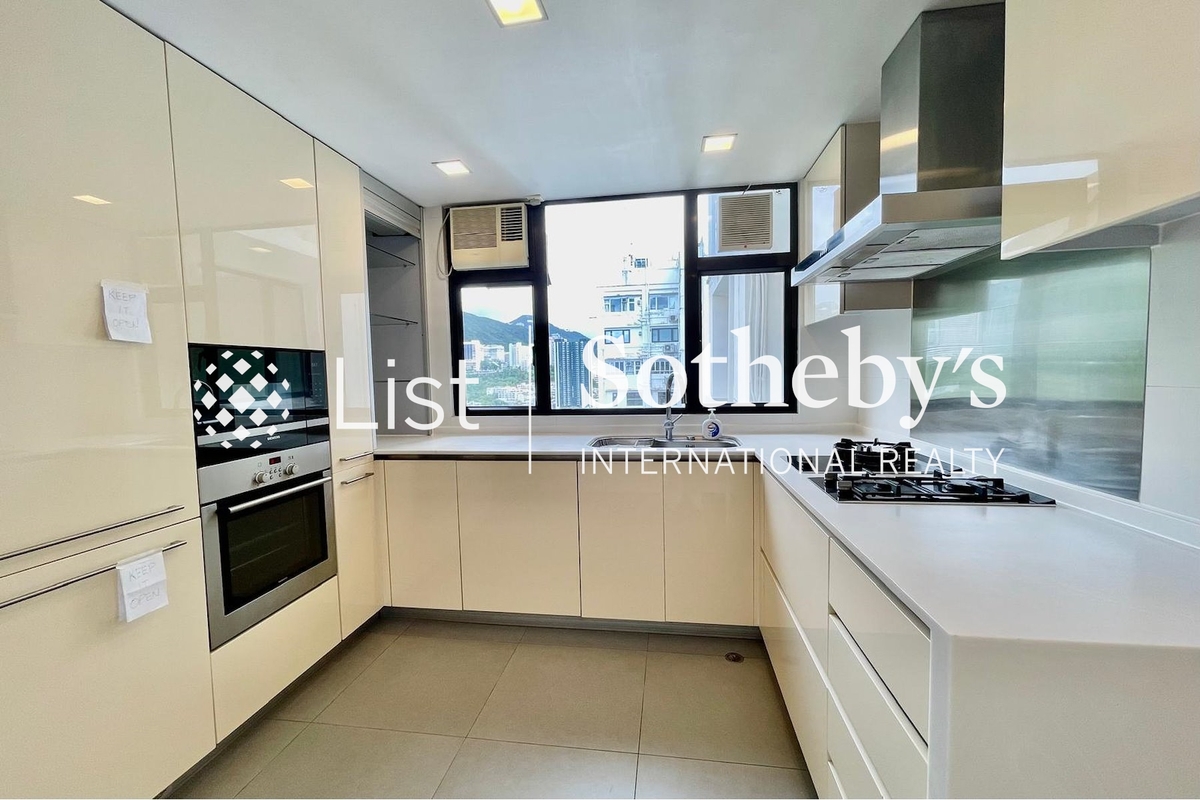 Cape Mansions 翠海別墅 | Kitchen