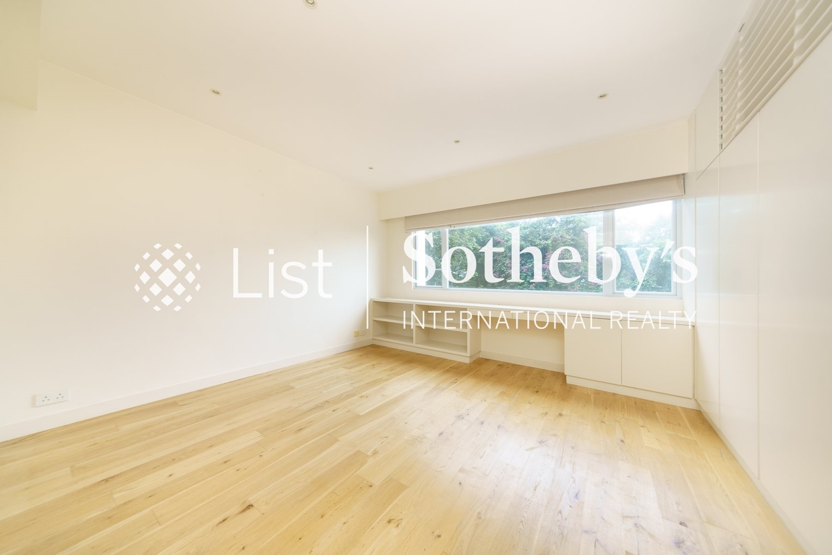 Cape Mansions 翠海別墅 | Master Bedroom