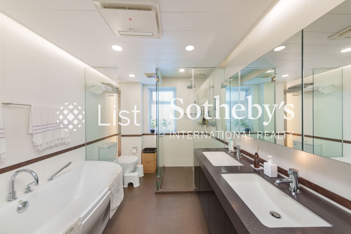 Yale Lodge 怡廬 | Master Bathroom