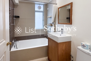 Peace Court 宜安閣 | 