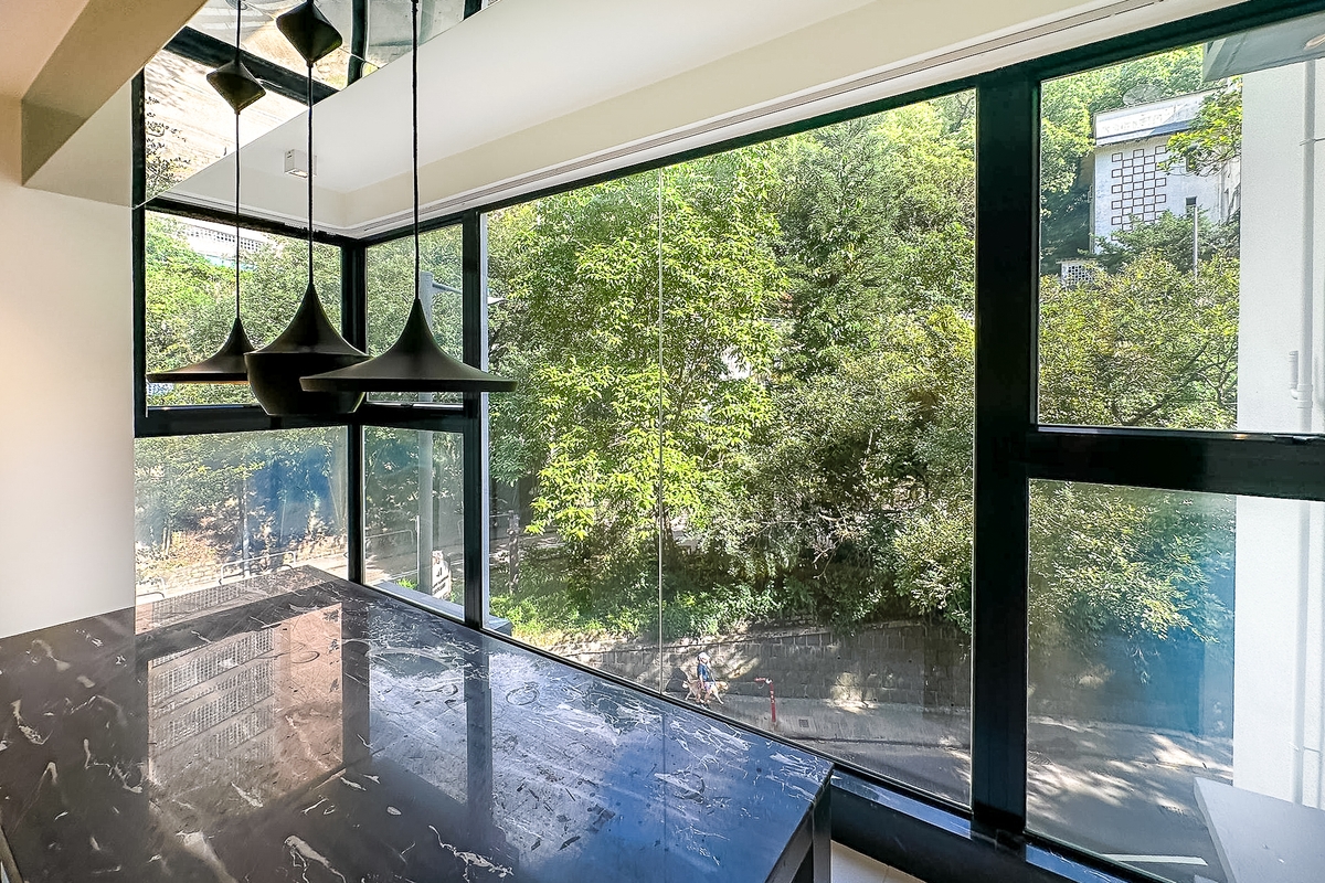 Peace Court 宜安閣 | View from Dining and Living Room
