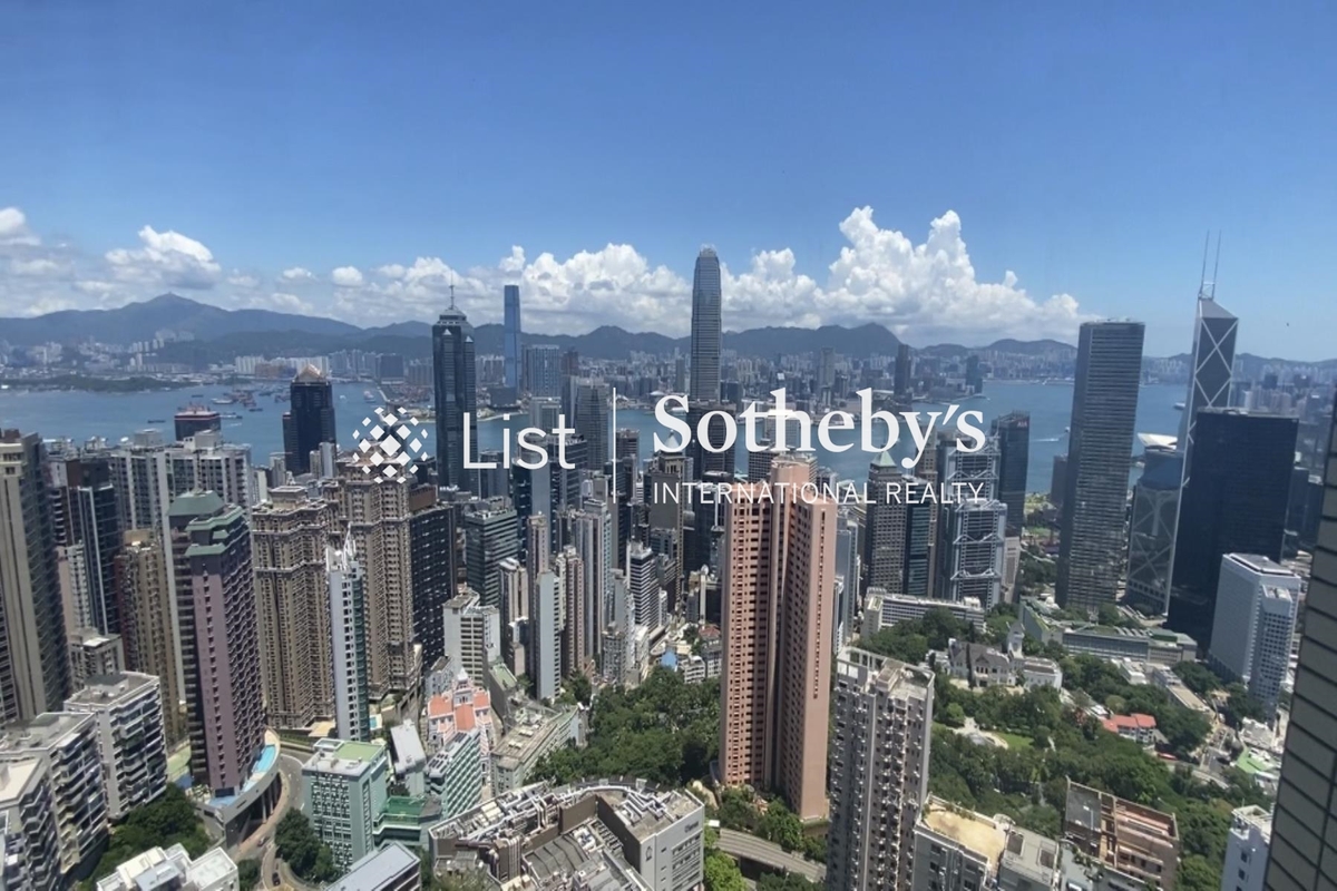 Queen's Garden 裕景花園 | View from Living Room