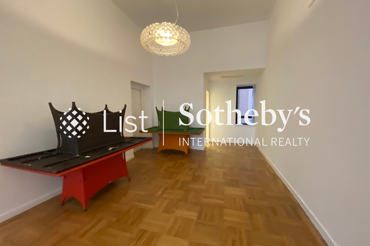 Queen's Garden 裕景花园 | Living and Dining Room