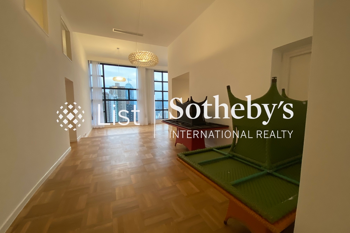 Queen's Garden 裕景花园 | Living and Dining Room