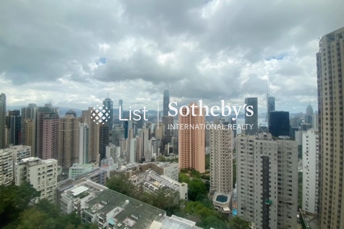Queen's Garden 裕景花园 | View from Living and Dining Room