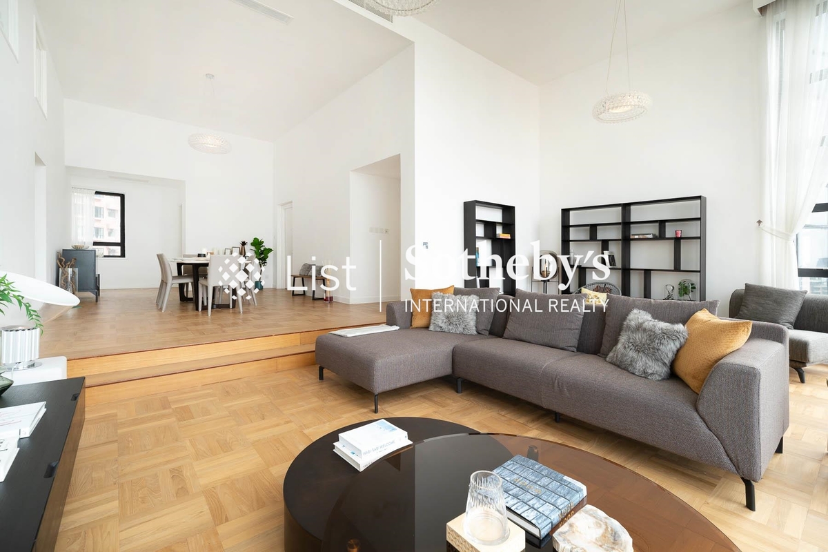 Queen's Garden 裕景花園 | Living and Dining Rooms