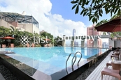 Queen's Garden 裕景花园 | Communal Outdoor Swimming Pool