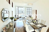 Queen's Garden 裕景花園 | Living and Dining Room