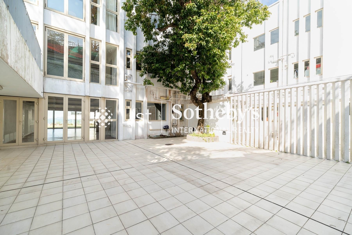 3 Headland Road 赫兰道3号 | Private Backyard off Dining Area