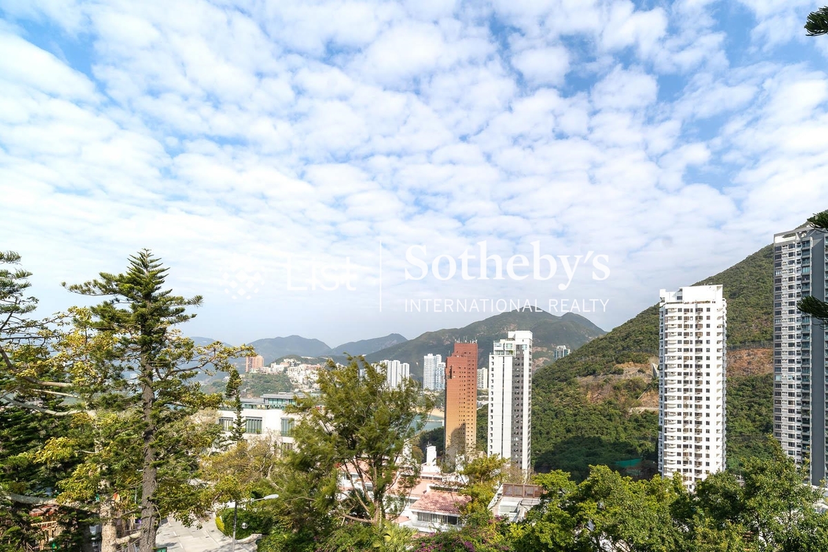 3 Headland Road 赫蘭道3號 | View from Living and Dining Room