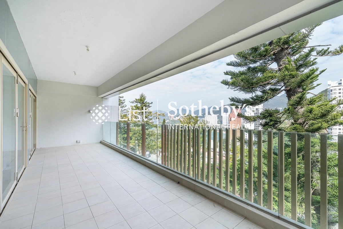 3 Headland Road 赫蘭道3號 | Balcony off Living and Dining Room