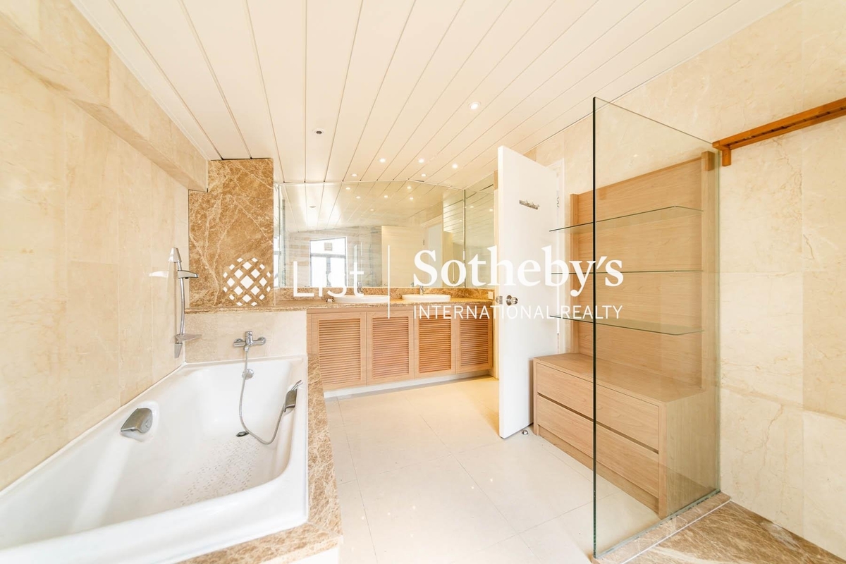 Stanley Knoll 赤柱山莊 | Master Bathroom