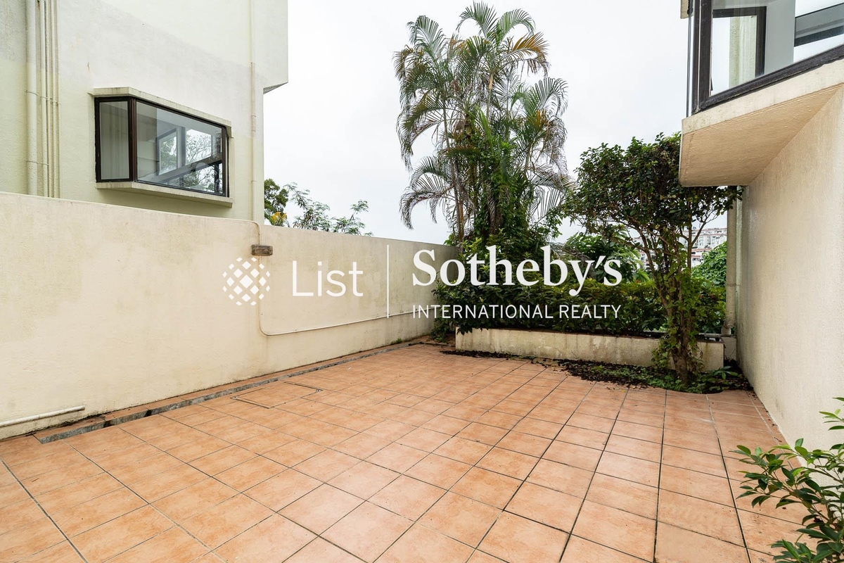 Stanley Knoll 赤柱山莊 | Private Terrace off Family Room
