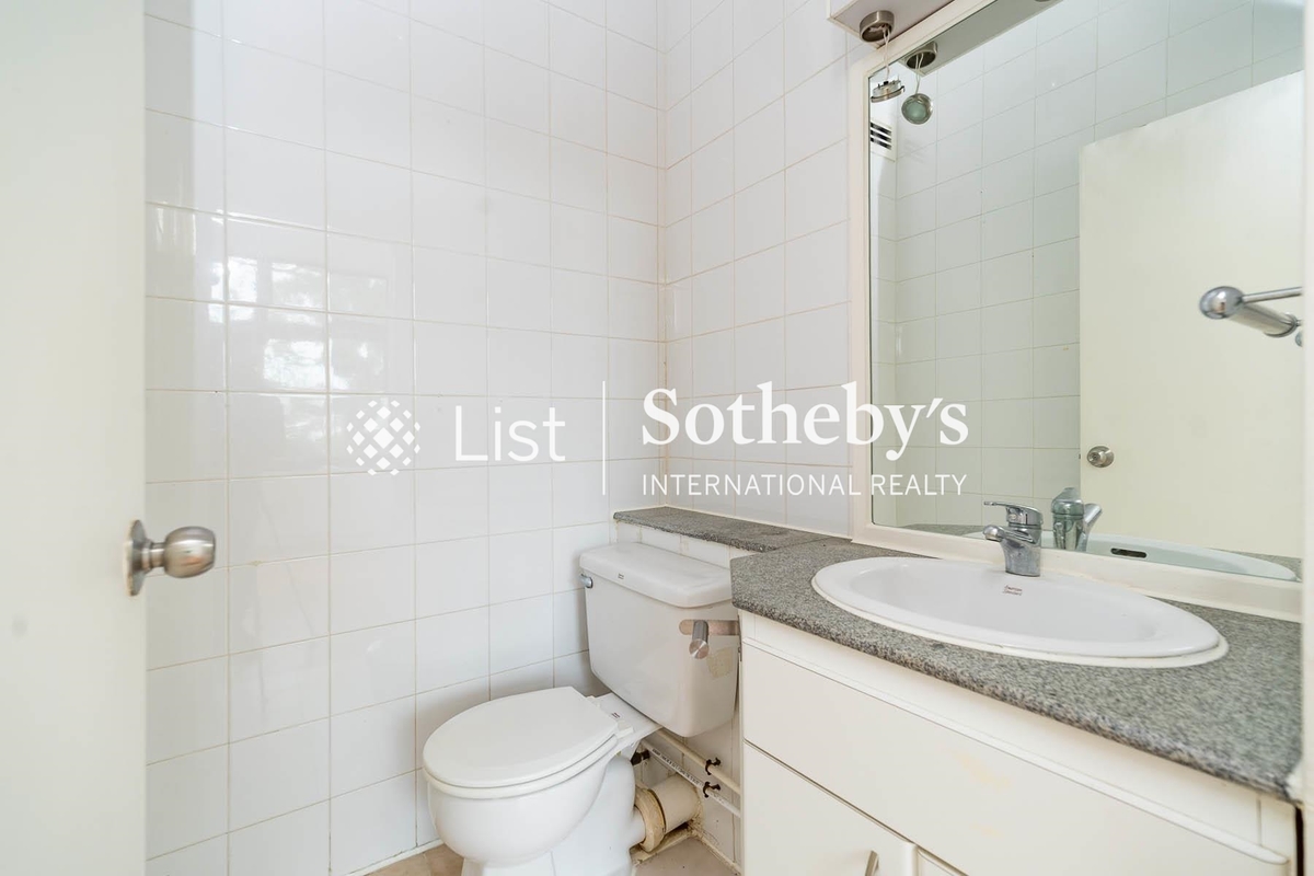 Stanley Knoll 赤柱山莊 | Guest Bathroom