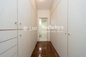 Stanley Knoll 赤柱山莊 | Walk-in Closet in Master Bedroom