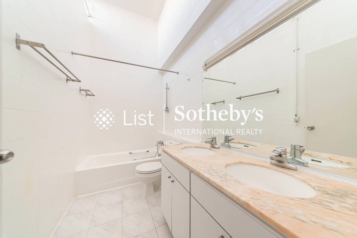 Stanley Knoll 赤柱山莊 | Master Bathroom