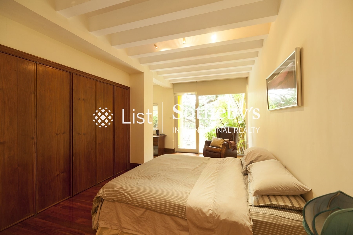 Carmelia Carmelia | Third En-suite Bedroom