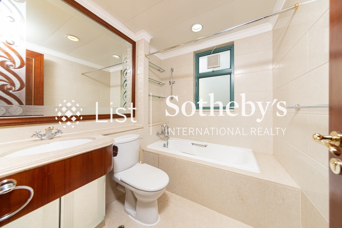 Regalia Bay 富豪海灣 | Fourth En-suite Bathroom