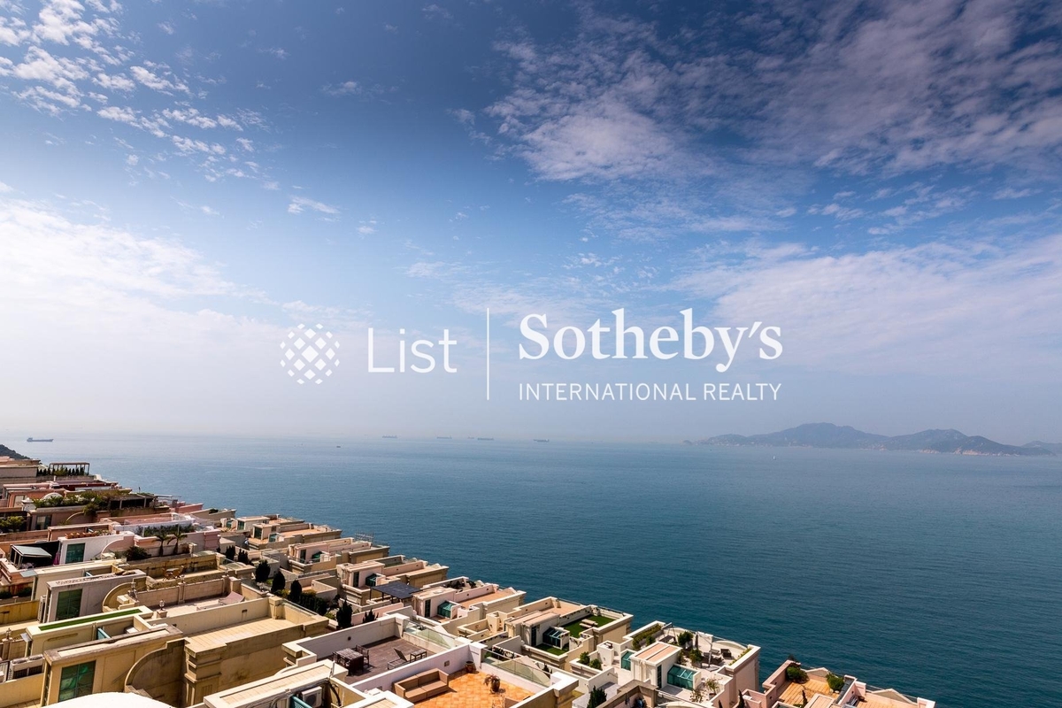 Regalia Bay 富豪海灣 | View