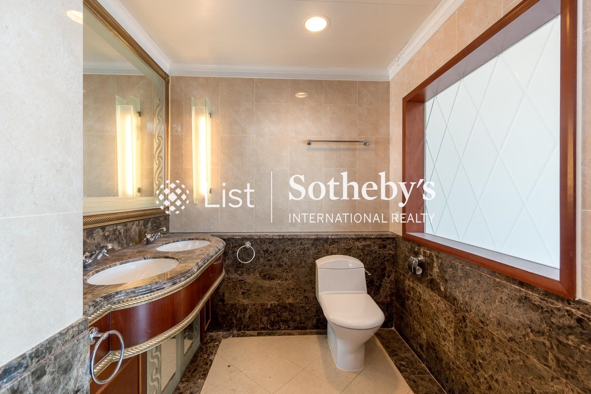 Regalia Bay 富豪海灣 | Second En-suite Bathroom