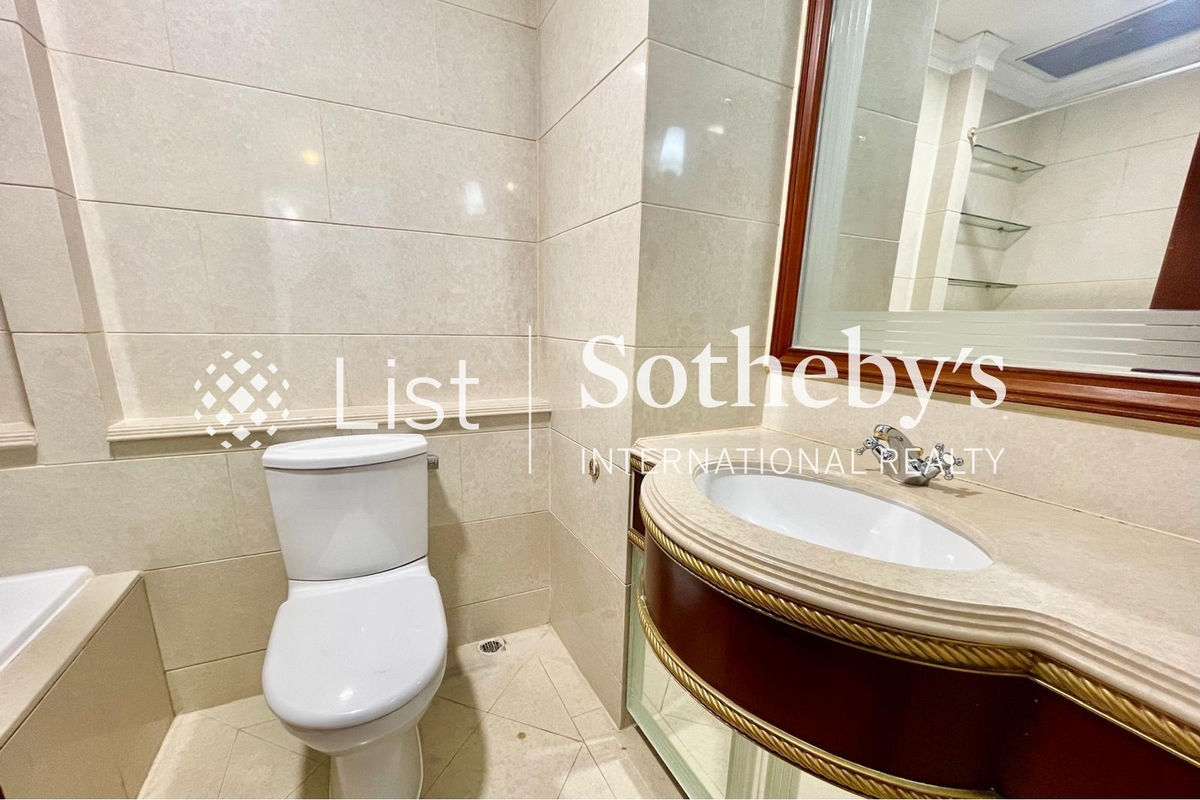 Regalia Bay 富豪海灣 | Fifth En-suite Bathroom