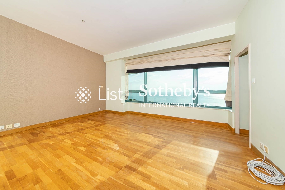 Regalia Bay 富豪海灣 | Second En-suite Bedroom