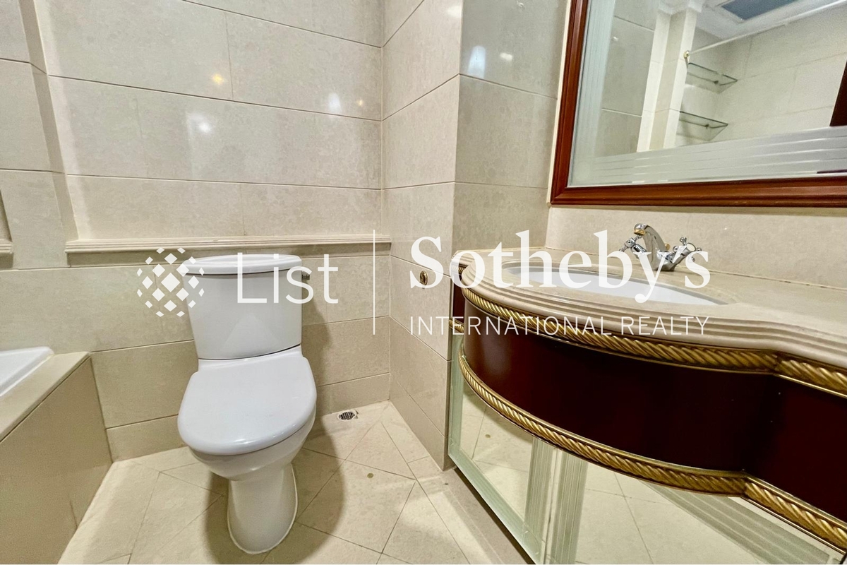 Regalia Bay 富豪海灣 | Fourth En-suite Bathroom