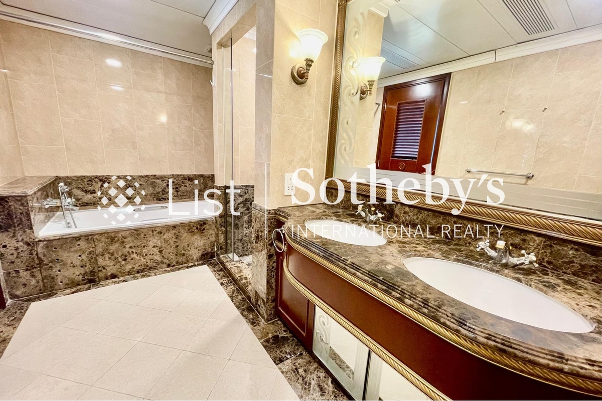 Regalia Bay 富豪海灣 | Second En-suite Bathroom