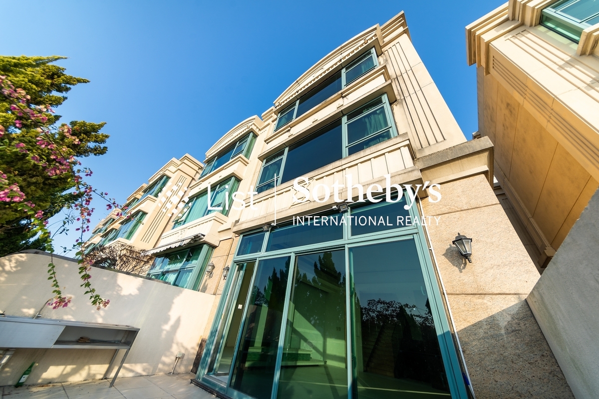 Regalia Bay 富豪海灣 | Outlook