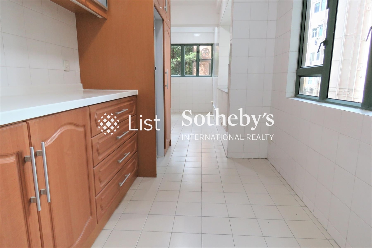 Monmouth Villa 萬茂苑 | Kitchen