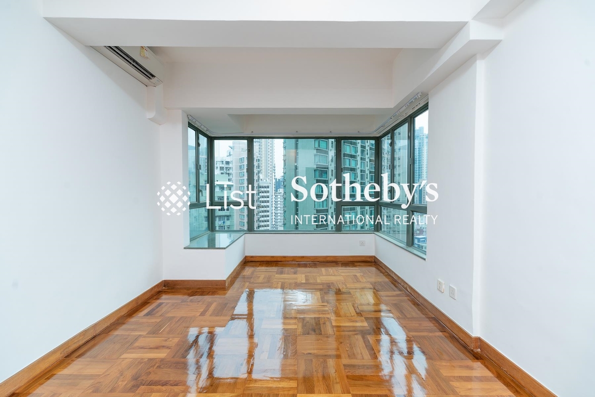 Monmouth Villa 萬茂苑 | Second Bedroom