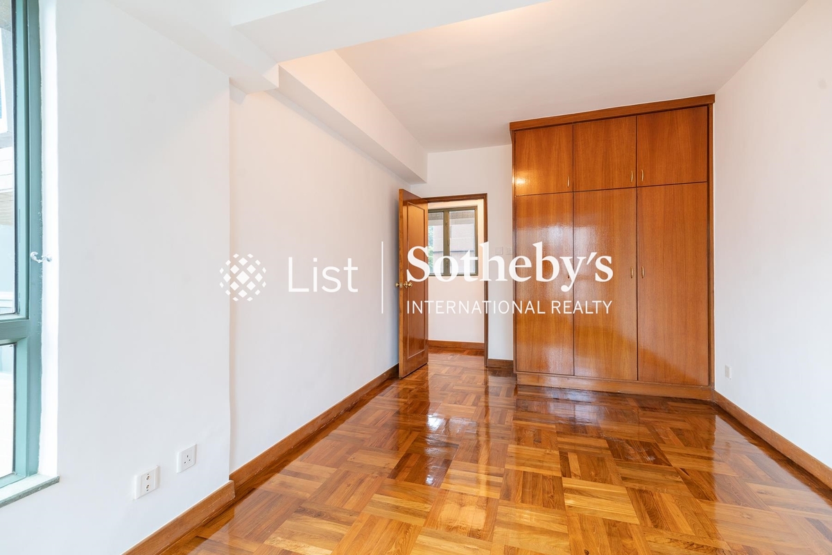 Monmouth Villa 萬茂苑 | Second Bedroom