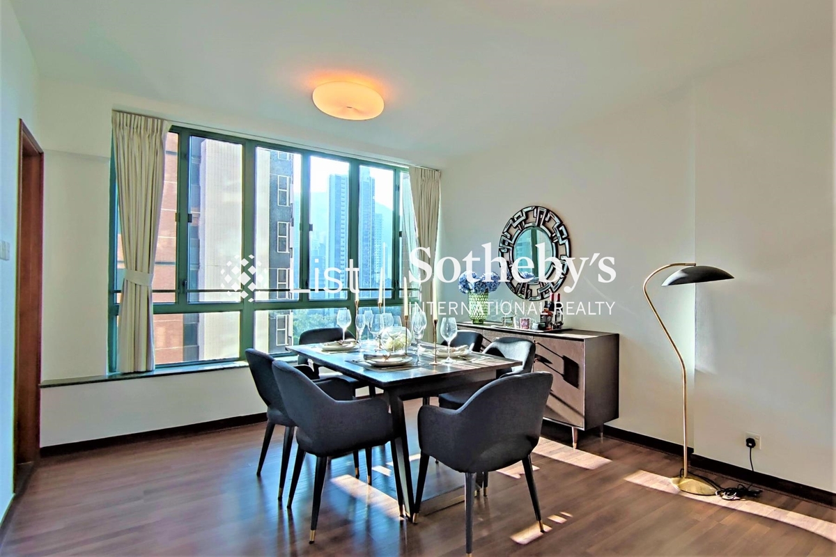 Monmouth Villa 萬茂苑 | Dining Area